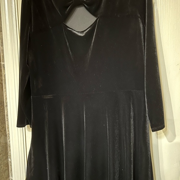 Talbots Black Long Sleeve Cocktail Gown - Picture 6 of 10